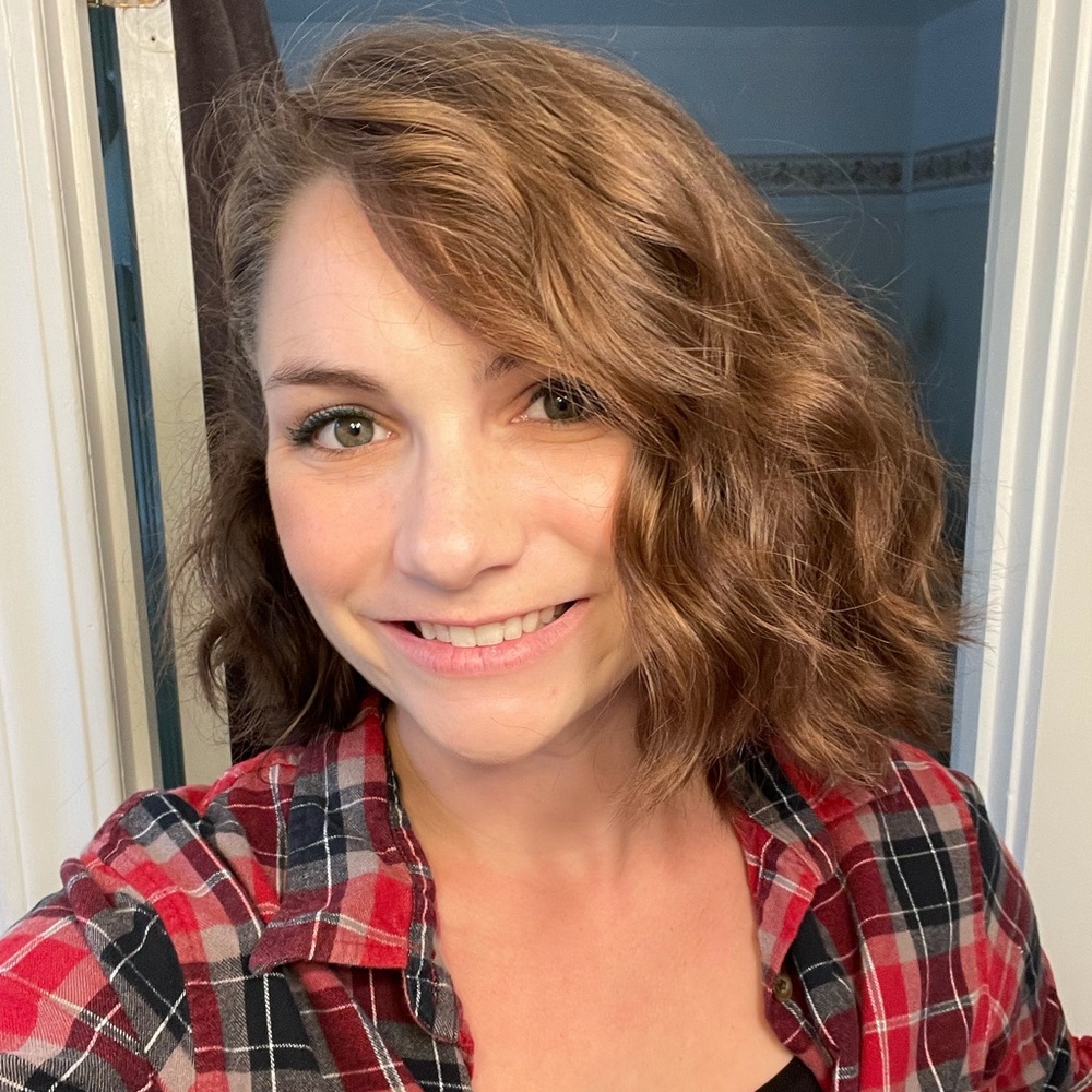 Meet your Posher, Madeline
